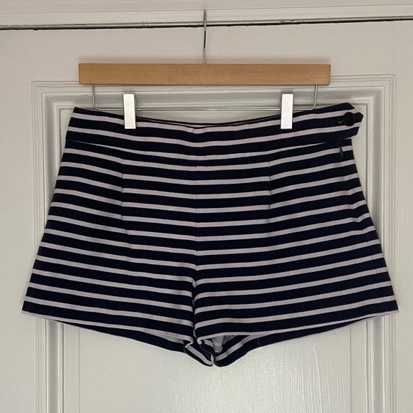J. Crew Pants - J. Crew 100% Cotton Costal Navy & White Striped Shorts w/ Button & Side Zip 10